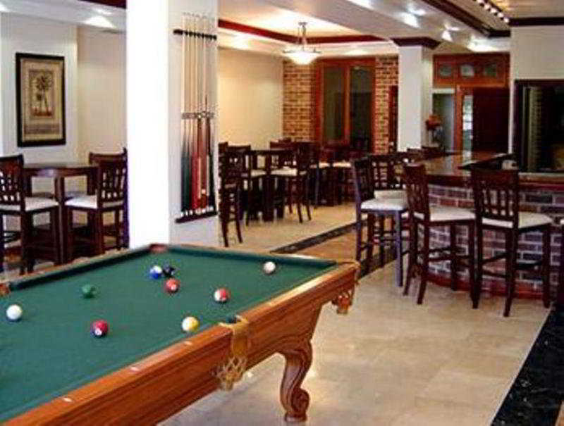 Renaissance Tower Hotel Ciudad de Belice Exterior foto
